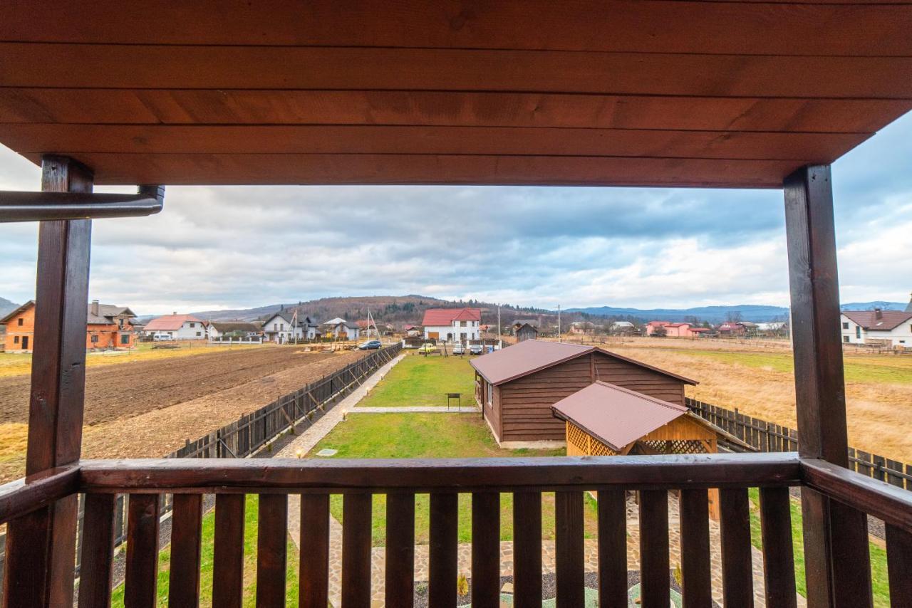 Котедж "Під Горбком" Korchin Exterior foto